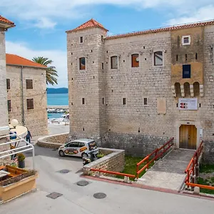 Heritage Vitturi Sea View Kastela