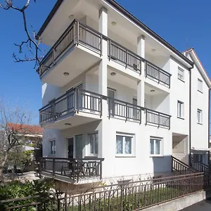  Apartament Japeri