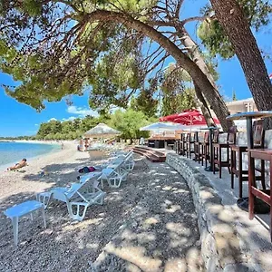 & Seaside Kaštela